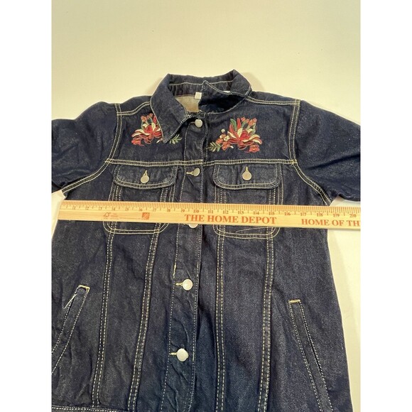 Collections Etc Denim Jacket Size Medium Blue Embroidered Floral Boho Art - Picture 11 of 13